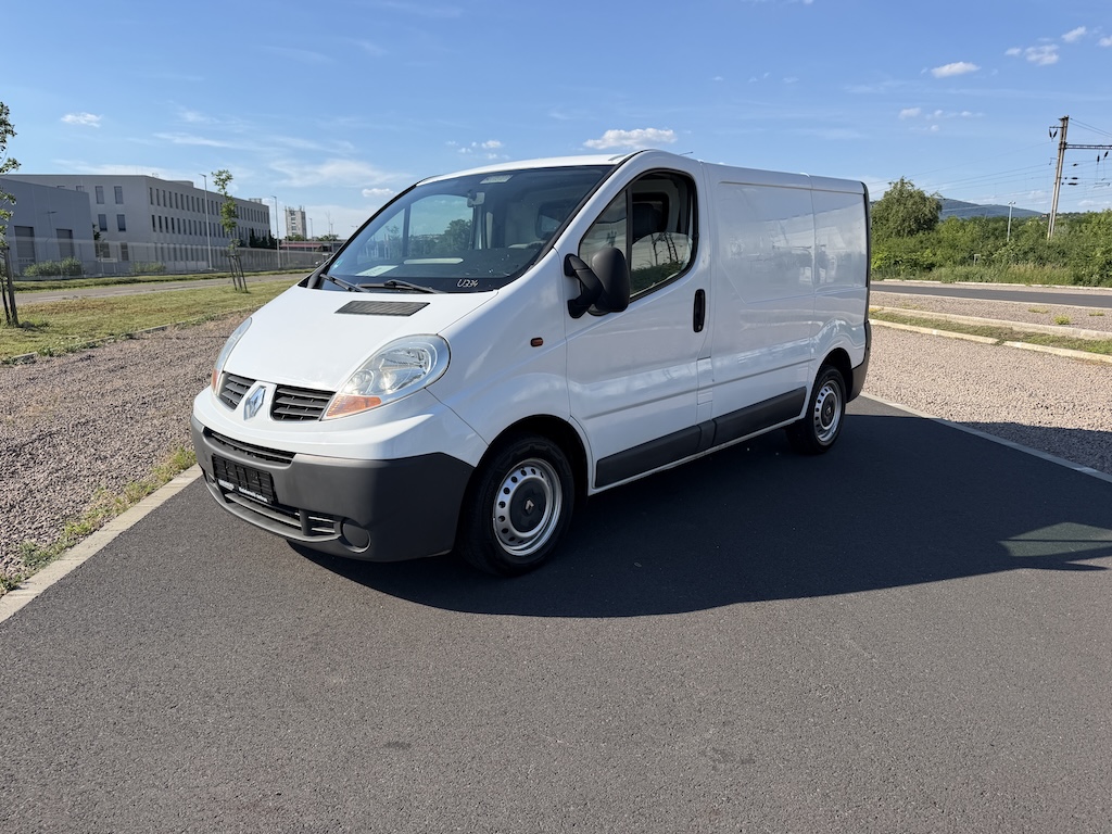 IMG_2658 2 Renault Trafic L1H1 2.0 dCi - Image 1