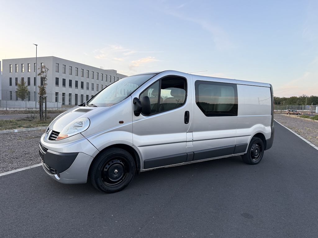 4F244655-4A03-42F3-AF07-BF24054403FB Renault Trafic L2H1 2.0 dCi - Image 1